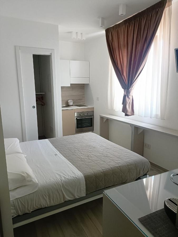 Romantic Room โมโนโปลี ภายนอก รูปภาพ